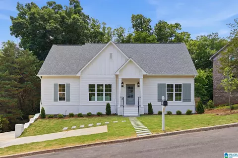 5917 Southcrest Rd, Birmingham, AL 35213