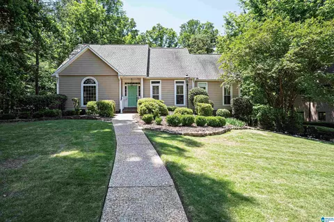 2813 Berkeley Dr, Birmingham, AL 35242