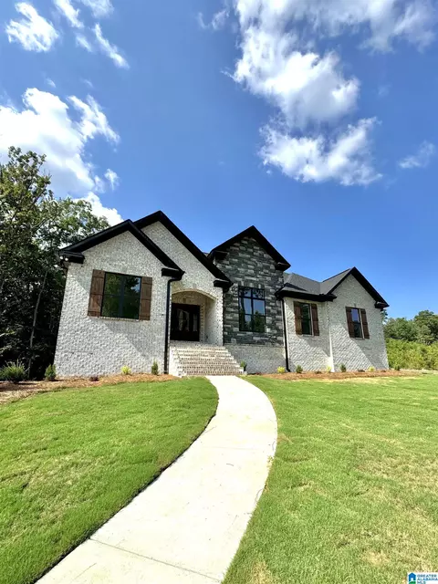 40 Highland View Dr, Riverside, AL 35135