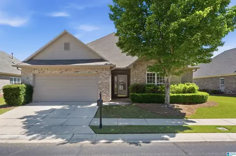 5174 Scarlet Oak Cir, Bessemer, AL 35022