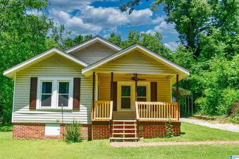 151 Oak Ave, Hueytown, AL 35023