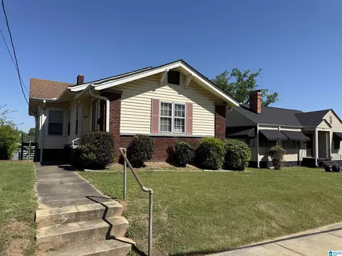632 Oakland Ave, Fairfield, AL 35064