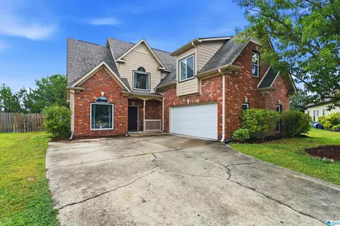 100 Waterford Highlands Trl, Calera, AL 35040