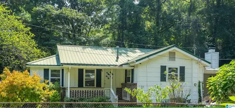 80 Barnett St, Sylacauga, AL 35150