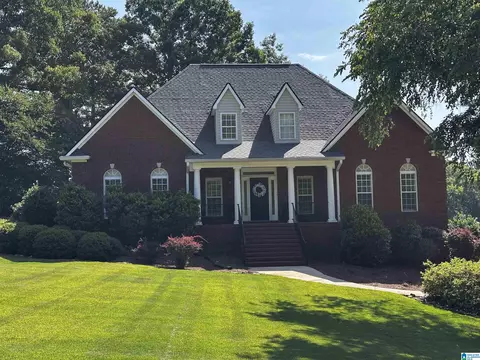 108 Saddle Lake Dr, Alabaster, AL 35007