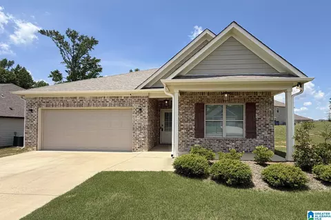 65 Ridgeview Cir, Jemison, AL 35085