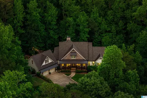 111 Trillium Dr, Irondale, AL 35210