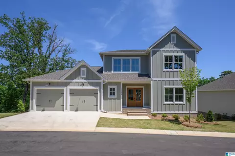 1584 Forest Ridge Rd, Birmingham, AL 35226