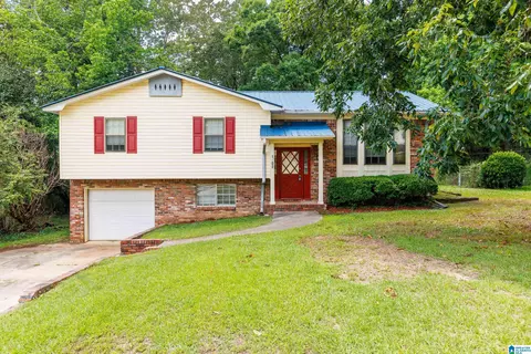 1708 English Knoll Ln, Birmingham, AL 35235
