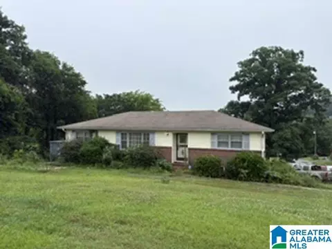 2801 9th St NE, Center Point, AL 35215