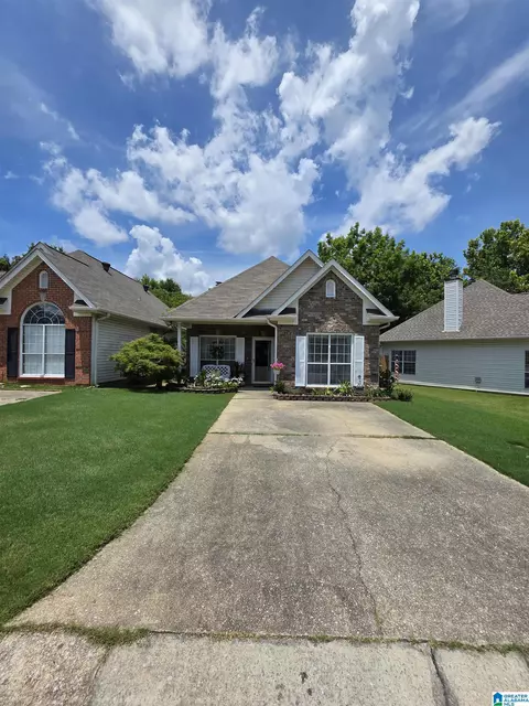 7565 Spencer Ln, Helena, AL 35080