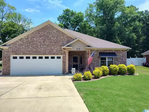 24 Ashton Cir, Sylacauga, AL 35150
