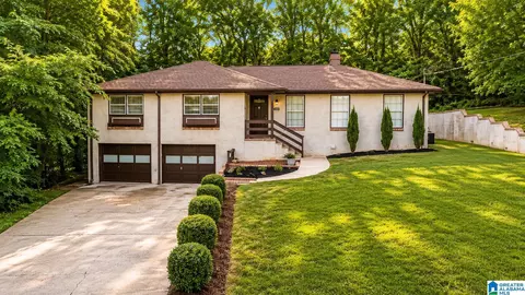3316 Teakwood Rd, Hoover, AL 35226
