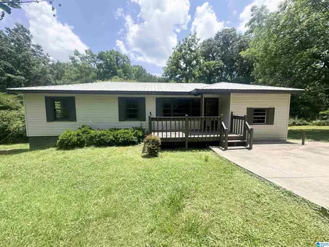 1021 Amy Dr NE, Birmingham, AL 35215