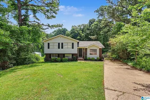 5205 Mike Dr, Pinson, AL 35126