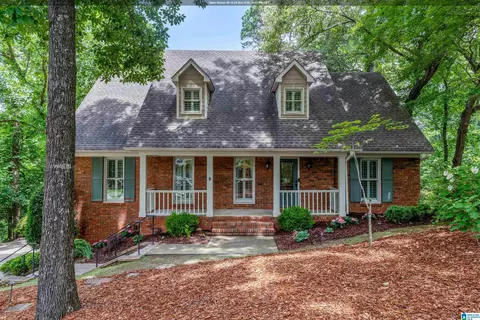 829 Tulip Poplar Dr, Hoover, AL 35244