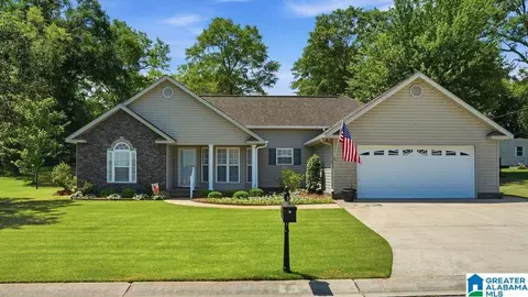 110 Sara Ln, Clanton, AL 35045