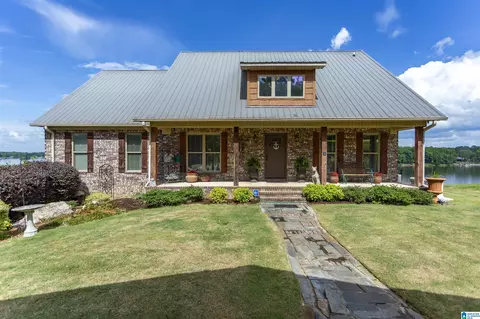 2914 Hamilton Rd, Pell City, AL 35128