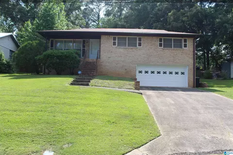 604 Denniston Ln, Adamsville, AL 35005