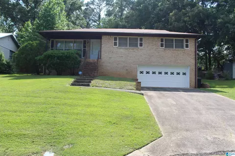 604 Denniston Ln, Adamsville, AL 35005