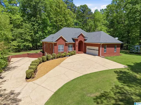 141 Ashley Pl, Dora, AL 35062