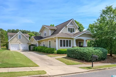 3834 James Hill Cir, Hoover, AL 35226