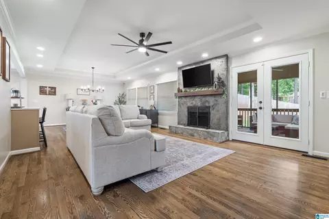 1066 Chateau Dr, Helena, AL 35080