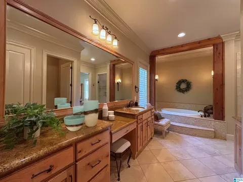 Bath - 5145 Pine Mountain Rd, Remlap, AL 35133 photo 4 of 10