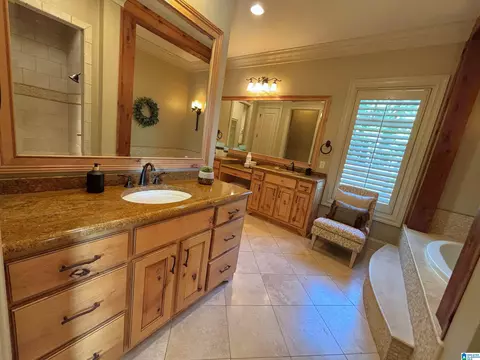Bath - 5145 Pine Mountain Rd, Remlap, AL 35133 photo 2 of 10