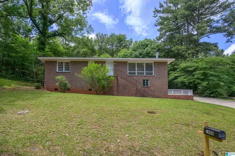 1408 29th Ave N, Hueytown, AL 35023