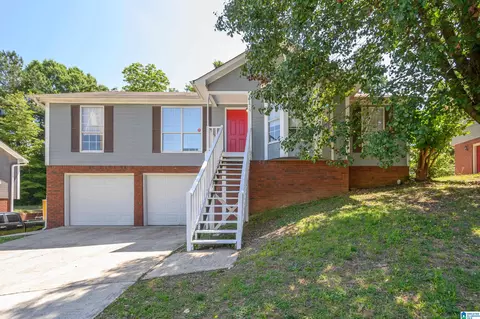 1917 Pebble Lake Cir, Birmingham, AL 35235