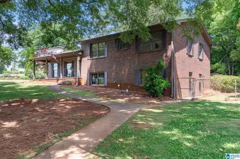 1900 Post Oak Rd, Vestavia Hills, AL 35216