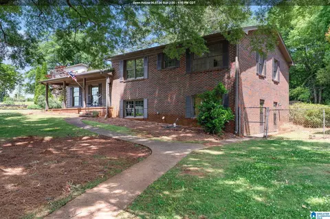 1900 Post Oak Rd, Vestavia Hills, AL 35216