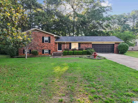 335 Cherokee St, Montevallo, AL 35115