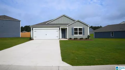 305 Pine Ridge Dr, Odenville, AL 35120