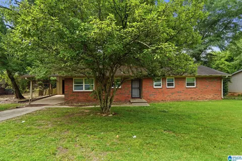 409 16th Ave NW, Center Point, AL 35215