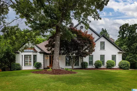 2016 Brook Highland Rdg, Birmingham, AL 35242