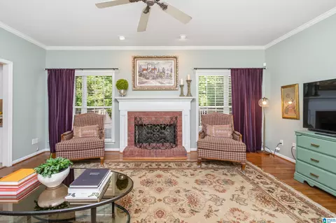208 Silverleaf Dr, Pelham, AL 35124 photo 8