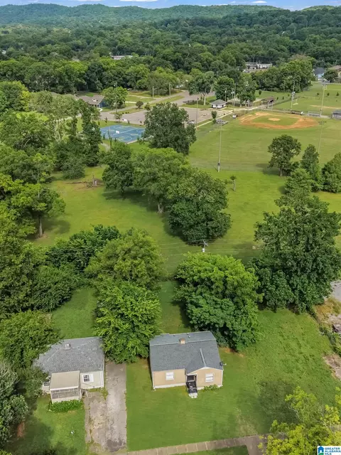 549 68th Pl N, Birmingham, AL 35206