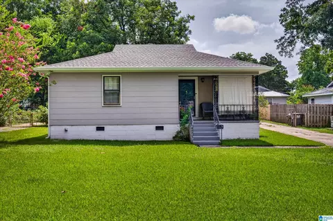 117 Holly St, Hueytown, AL 35023