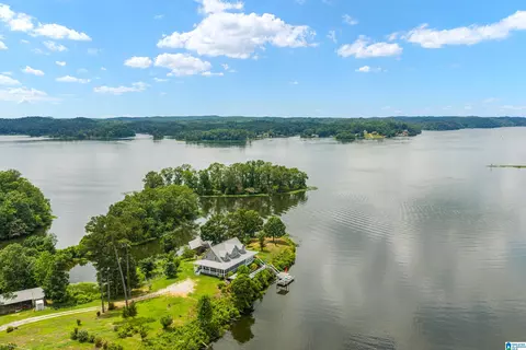 168 Layke Pointe, Clanton, AL 35046