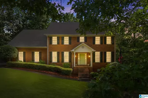 3211 Mountain Ridge Cir, Birmingham, AL 35242