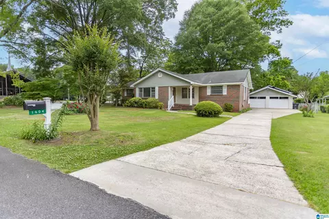 1604 Briscoe St, Fultondale, AL 35068