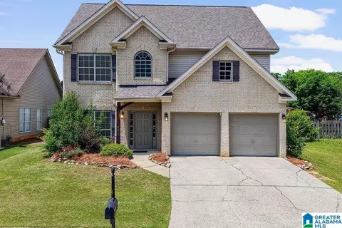 2217 Forest Lakes Ln, Sterrett, AL 35147