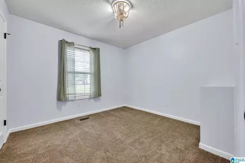 Bedroom - 5356 Memory Ln, Mount Olive, AL 35117 photo 1 of 7