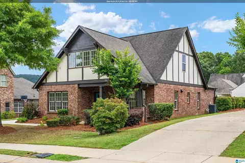 1073 Regent Park Dr, Birmingham, AL 35242