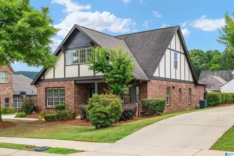 1073 Regent Park Dr, Birmingham, AL 35242