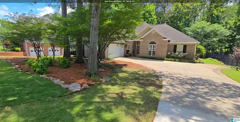 160 Lake Forest Way, Maylene, AL 35114