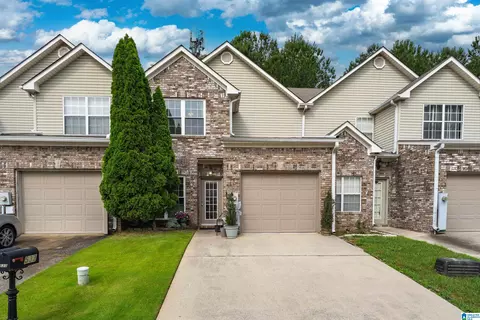 533 Hackberry Ridge Cv, Birmingham, AL 35226