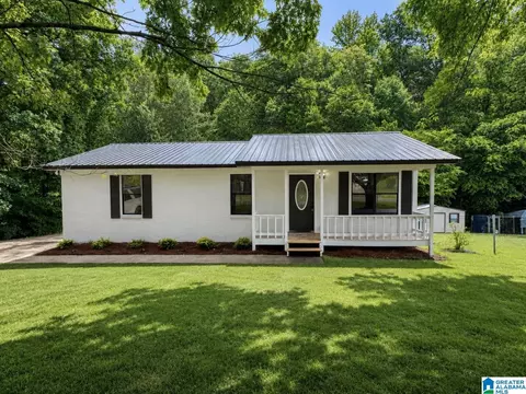 439 W 64th St, Anniston, AL 36206